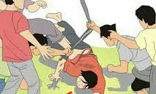 Diduga Alami Gangguan Jiwa, Pria ini Mengamuk Pakai Pisau Dapur, Satu Kena Tikam