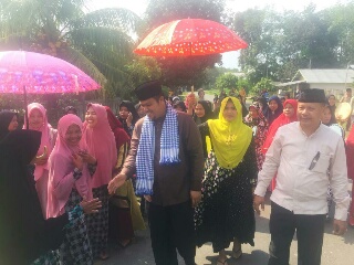 Hadiri Peringatan Maulid Nabi di KHS, Warga Tarbiyah Doakan AP Jadi Bupati