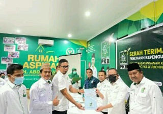 DPC PKB Pelalawan Terima SK Kepengurusan Lima Tahun Mendatang