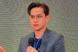 Indra Kenz Masih Membisu Siapa Dalang Dibalik Binomo