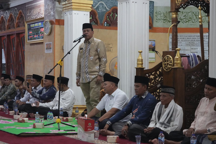 Bupati Suhardiman Launching Program Magrib Mengaji di KHS
