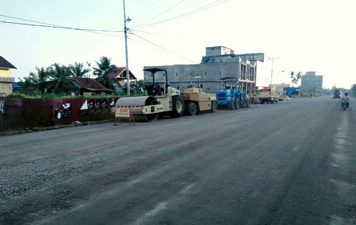 Pemkab Inhil Targetkan Jalan Penghubung Tembilahan-Tempuling Selesai 2017