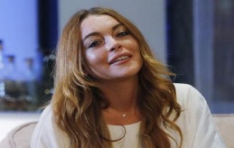 Karena Ngutip Hadits Nabi, Netizen Telusuri Lindsay Lohan