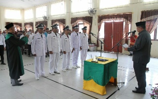 Bupati Siak Lantik Lima Penghulu Kampung 