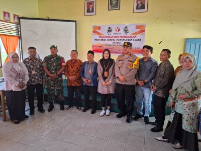 Polsek Rambah Hilir Sampaikan Pesan Pilkada Damai kepada Pengawas TPS