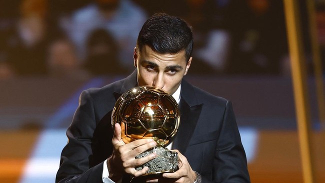 Bintang Manchester City Rodri Rebut Gelar Ballon d'Or 2024