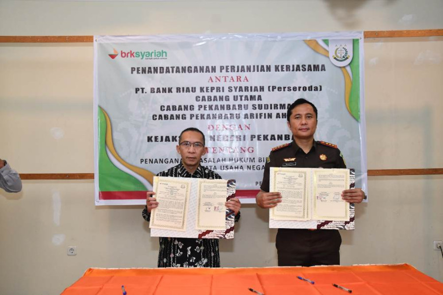 BRK Syariah Jalin Kerjasama dengan Kejari Pekanbaru