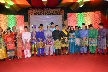 Gubri Buka Festival Siak Bermadah ke-14