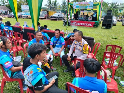 Sambangi Desa Terjauh, Polsek Rokan IV Koto Sampaikan Pesan Pilkada Damai 2024