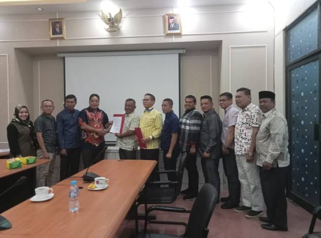 Dianggap Bikin Gaduh dan Kangkangi Tatib, 7 Fraksi di DPRD Bengkalis Layangkan Mosi Tak Percaya
