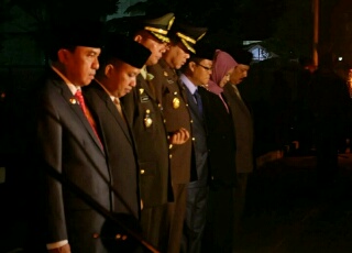 HUT ke-72 RI, Bupati Inhil Ikuti Apel Kehormatan dan Renungan Suci