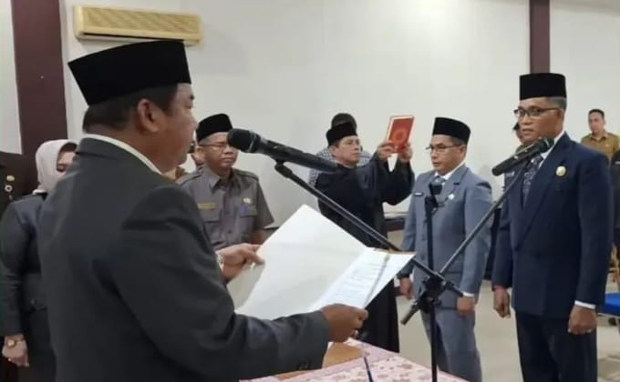 Wabup Inhu Lantik 3 Pejabat Disdukcapil, Dorong Pelayanan Jemput Bola dan Bebas Pungli