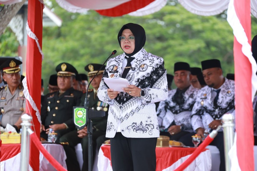 Puluhan Guru Siak Raih Penghargaan, Bupati Afni: Apresiasi Dedikasi dan Prestasi