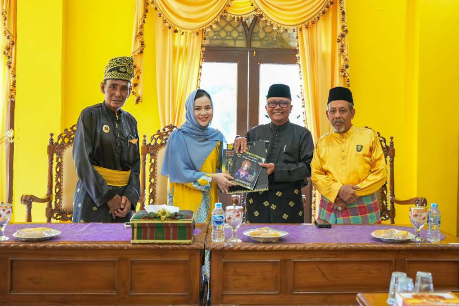 Menelusuri Jejak Sejarah Kesultanan Kadriyah Pontianak di Tanah Melayu Siak Sri Indrapura