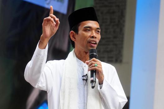 Hiruk Pikuk Politik Mulai Terasa, UAS Ingatkan Carilah Pemimpin yang Adil dan Amanah