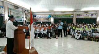 Bupati H.Mursini Lepas Keberangkatan JCH Kuansing Menuju Kota Madinah