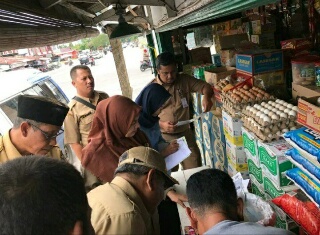 Agar Harga LP3 3kg Sesuai HET, Disperindag Lakukan Sidak ke Warung Pengecer 