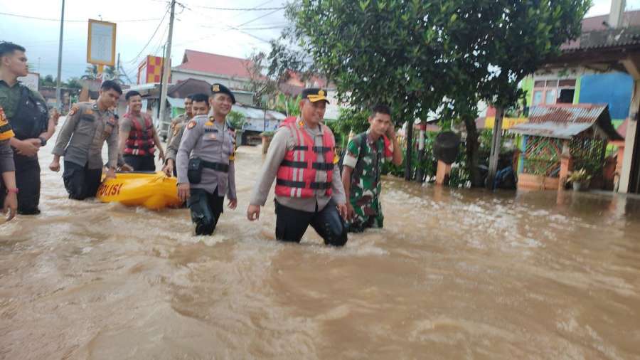 Sungai Batang Lubuh Rohul Meluap, Ratusan Rumah Terendam