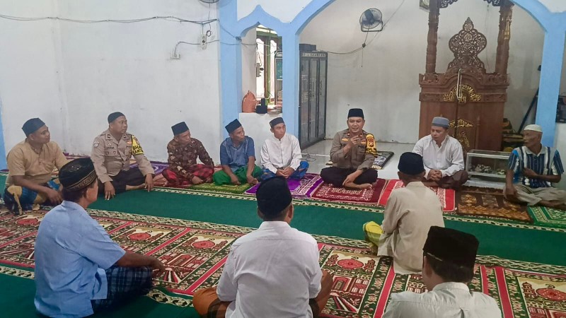 Polsek Tandun Sampaikan Pesan Pilkada Damai di Masjid Desa Sei Kuning