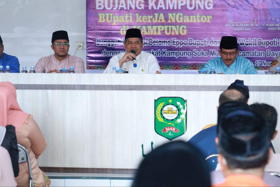 Bujang Kampung di Sukamulya Dayun Bupati Alfedri Sampaikan Program Smart Kampung