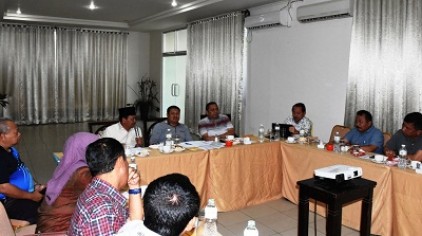 Bupati Amril Tinjau Tempat HMPI dan Rapat Percepatan Pengesahan APBD 2017