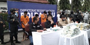 Agresif & Tegas! Kapolda Riau: Polda Riau Kembali Berhasil Ungkap 36 Kg Sabu & Amankan 5 Tersangka