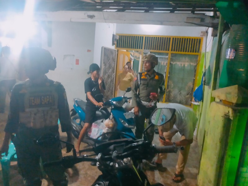 Satpol PP Pekanbaru Gerebek Kawasan Jondul: 5 Rumah Dicurigai Tempat Prostitusi, 15 Orang Diamankan