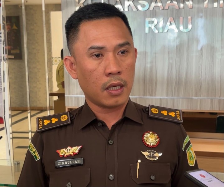 Usut Dugaan Korupsi Smart Board Rp9,5 Miliar, Kejati Riau Sita Tiga Boks Dokumen dari Disdik