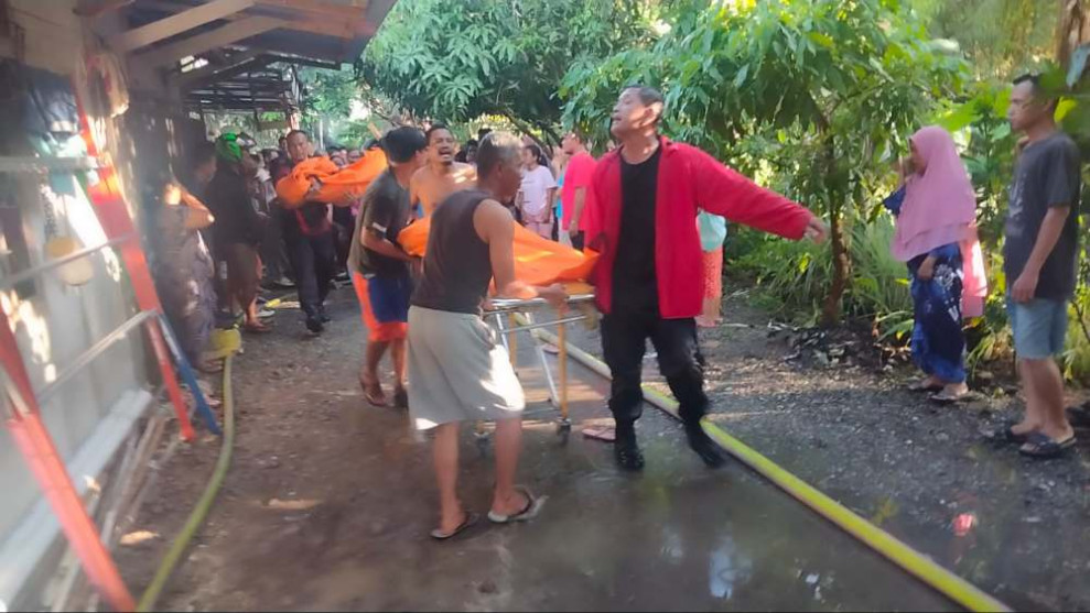 Nekat Terobos Kobaran Api Demi Selamatkan Cucu, Kakek Tewas Terpanggang