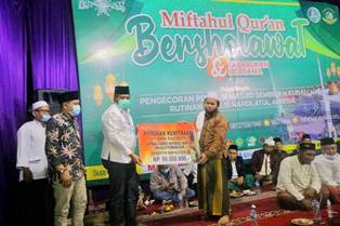 Pimpinan Ponpes di Siak Ucapkan Terima Kasih Atas Bantuan Bank Riau Kepri