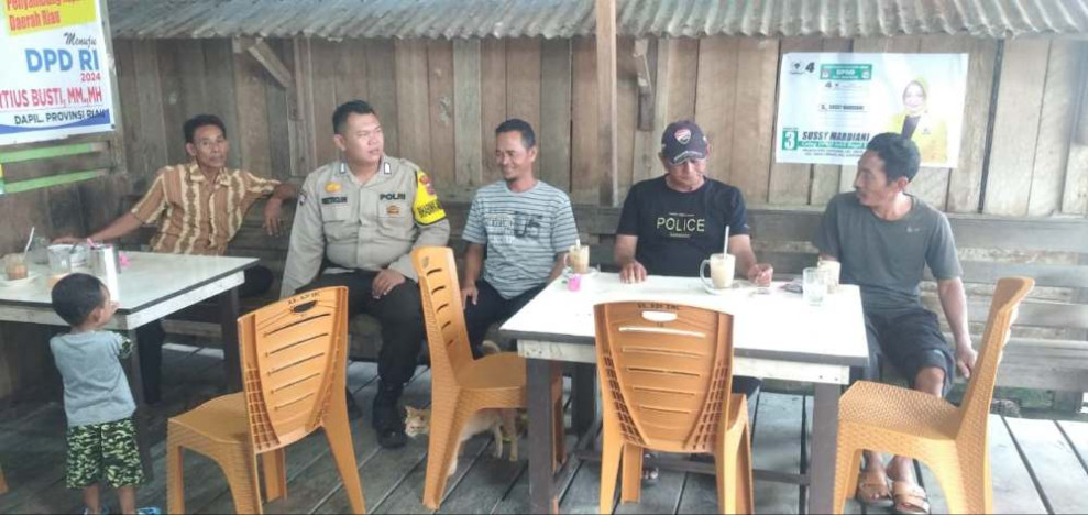 Bhabinkamtibmas Polsek Concong Ajak Masyarakat Sukseskan Pilkada Damai 2024