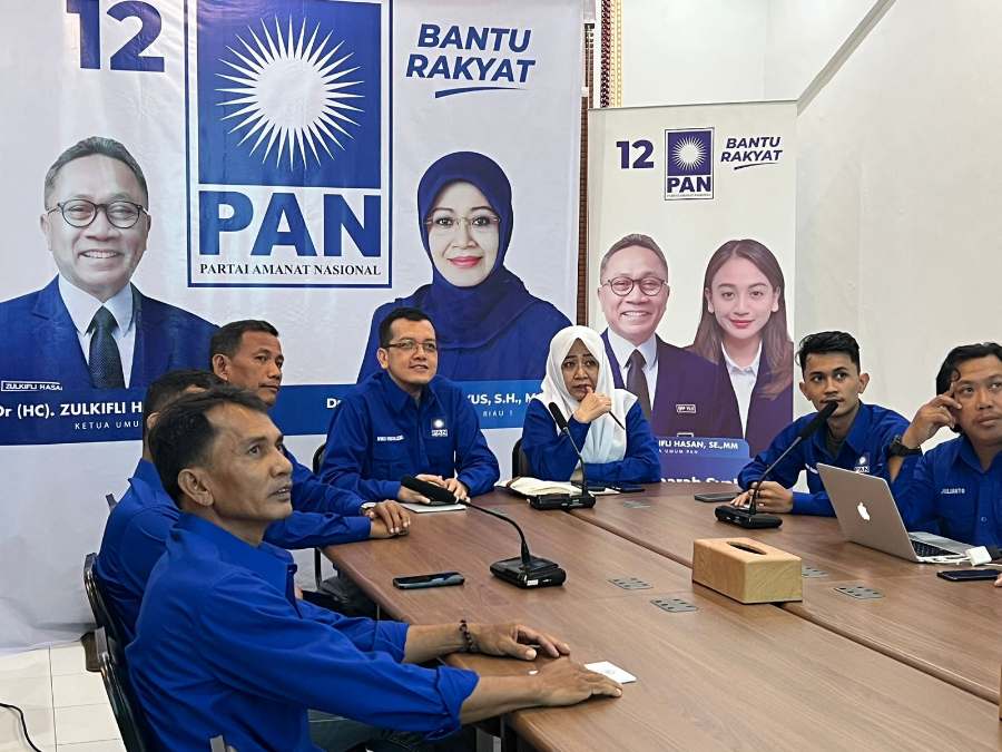 Menuju DPR RI, Tim Bahas Strategi Pemenangan Intsiawati Ayus