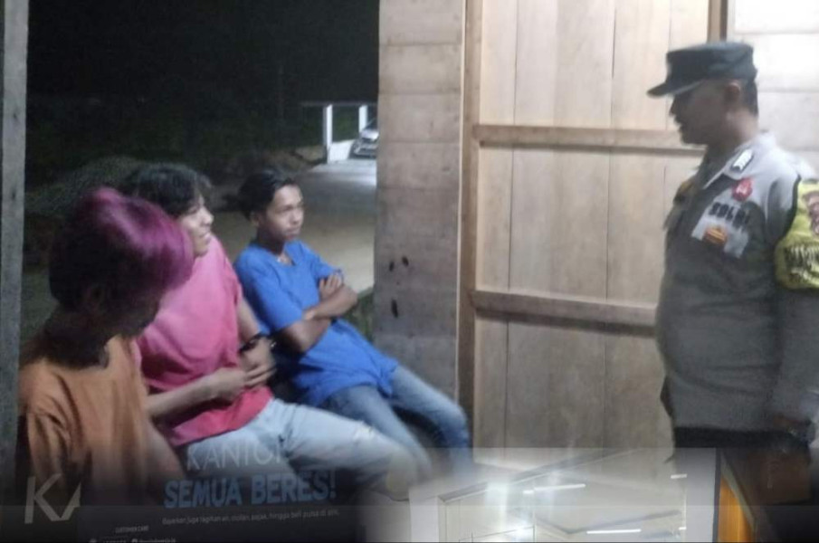Polsek Tempuling Lakukan KRYD Malam Hari di Tempat Rawan dan Ramai Pasca Pilkada 2024