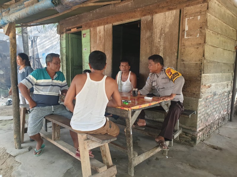 Ciptakan Pilkada Damai 2024, Polsek Bonai Darussalam Sambangi Desa Pauh