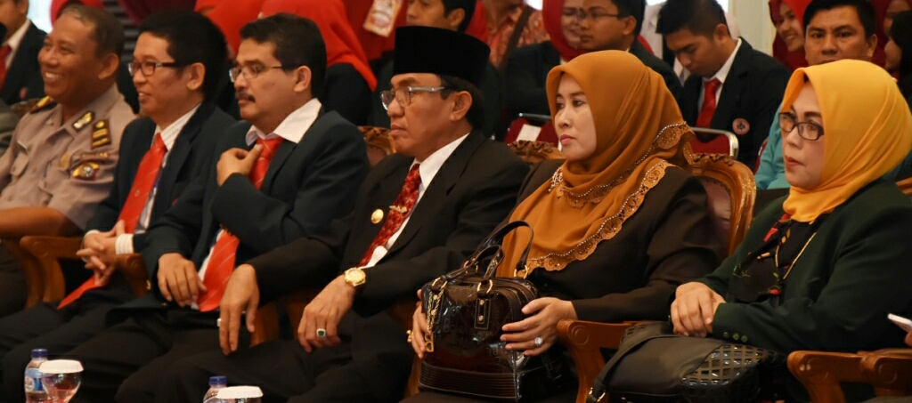 Bupati Inhil Hadiri Pelantikan IDI