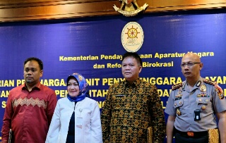 MenPan-RB Beri Penghargaan Kepada Polresta Pekanbaru 