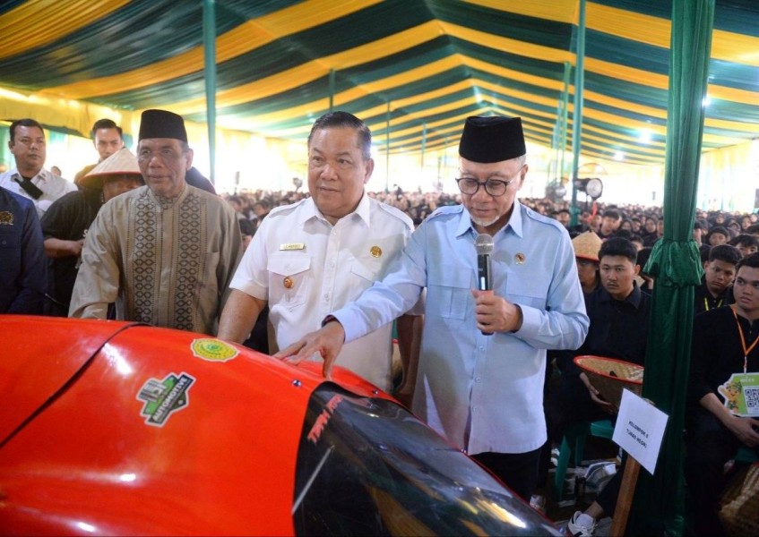 Plt Gubernur Riau Paparkan Kekuatan Perkebunan di Depan Menko Pangan Zulkifli Hasan