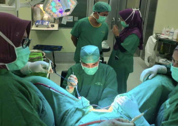 Langka Terjadi, Tim Medis RSUD Arifin Achmad Berhasil Membuat Liang Vagina Pasien