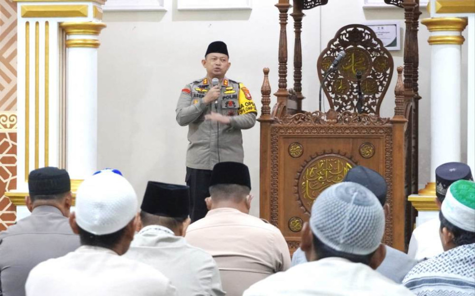 Sampaikan Pesan Pilkada Damai, Kapolres Siak Gelar Subuh Bermadah