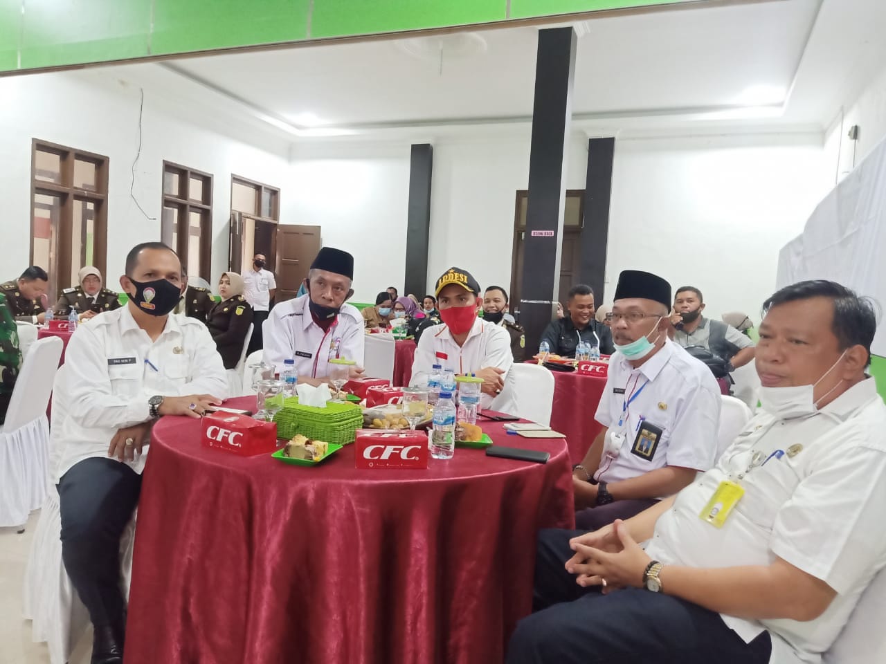 Bawa Tumpeng, Kesbangpol Inhil Beri Ucapan Selamat Hari Bhakti Adhiyaksa dan IAD