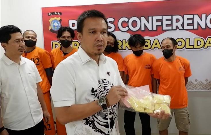 Polda Riau Amankan 6 Pelaku Penyelundupan Sabu 7 Kg dan Ribuan Butir Ekstasi