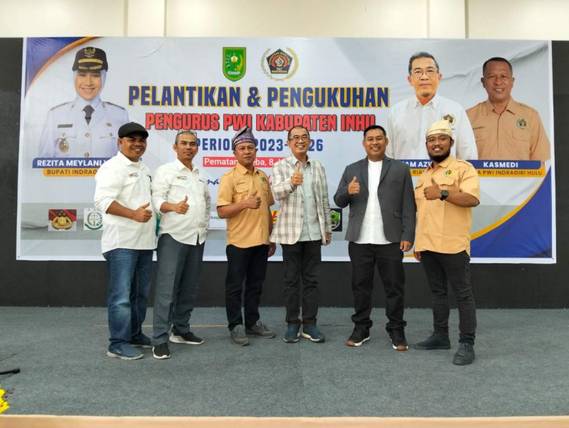 PWI Riau Kukuhkan Pengurus PWI Inhu Periode 2023-2026