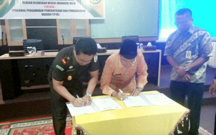 Pemkab Inhil Tandatangani MoU dengan Kejari