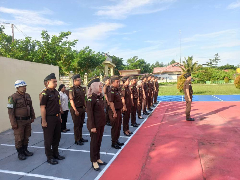 Plt Kajari SBB Minta Jajaran Cermat Menanggapi Informasi