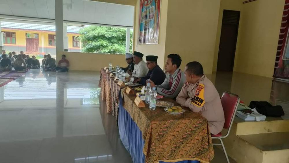 Polsek Sungai Apit Sampaikan Pesan Pilkada Damai kepada Masyarakat