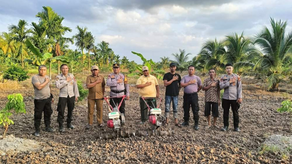 Polsek Tempuling Kawal Pengerjaan Program Asca Cita Presiden Republik Indonesia