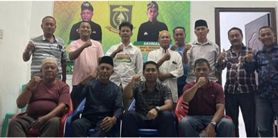 Disambut Hangat, Begini Harapan Datuk Melayu di Kubu Rohil Kepada Jhony Charles