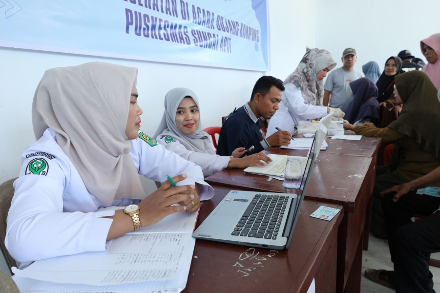 Bujang Kampung Sungai Kayu Ara, Warga Antusias Manfaatkan Layanan Kesehatan