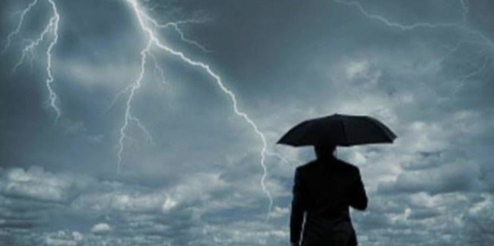 BMKG Ingatkan Masyarakat Waspadai Hujan Badai Hari Ini di 27 Provinsi