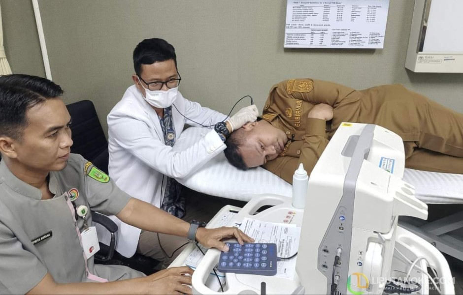 Kini RSUD Arifin Achmad Dilengkapi Alat Canggih, Pembuluh Darah Gubri Wahid di USG, Ini Hasilnya